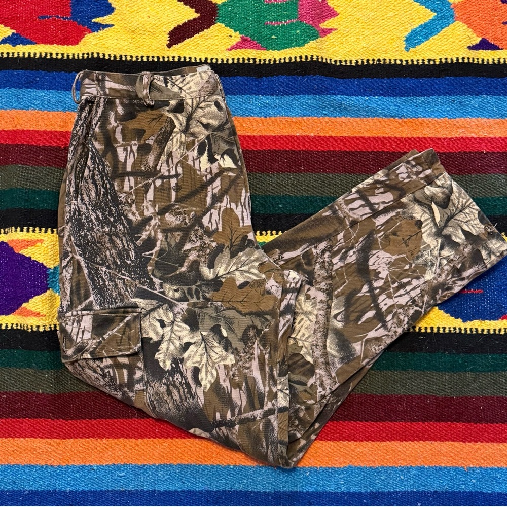 Camouflage Leaf Print Pants